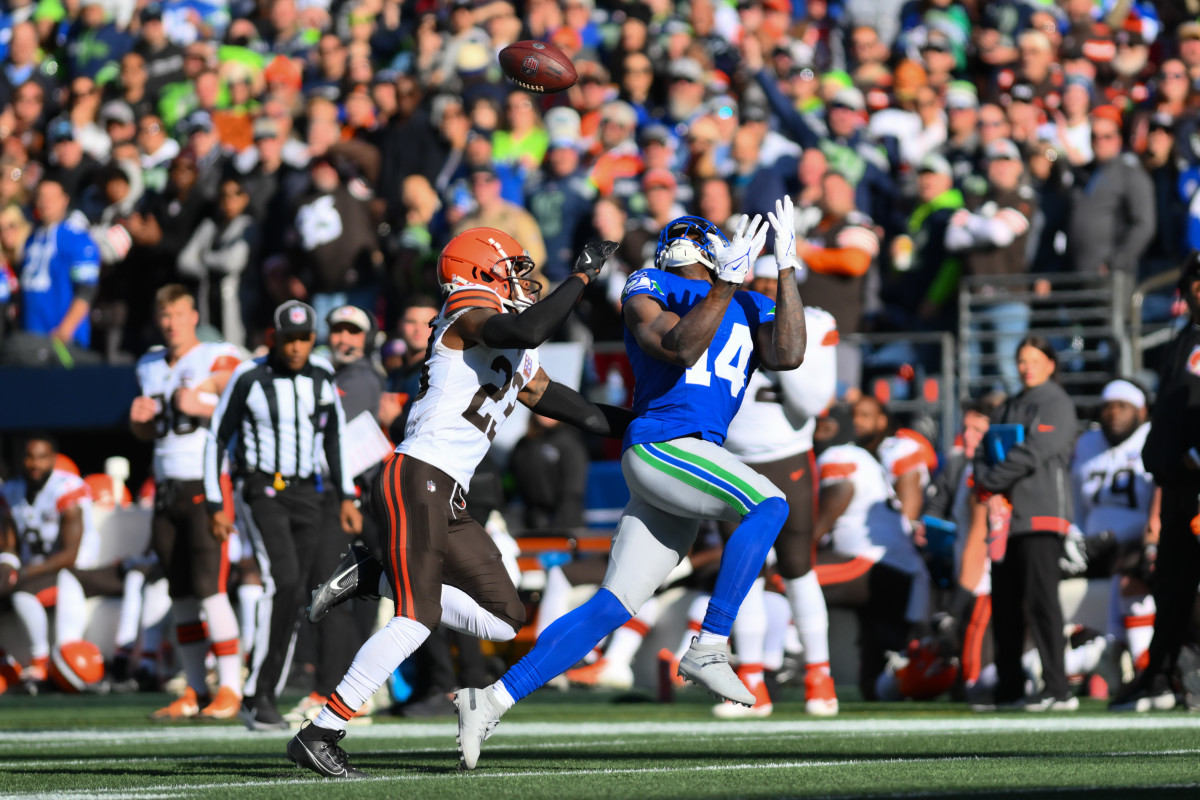 Seahawks receiver Dk Metcalf (14) is ready for a battle on Sunday against the Baltimore Ravens.